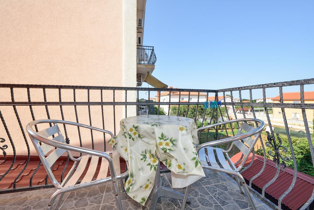 Apartments Zrakic Zaton  Exterior photo